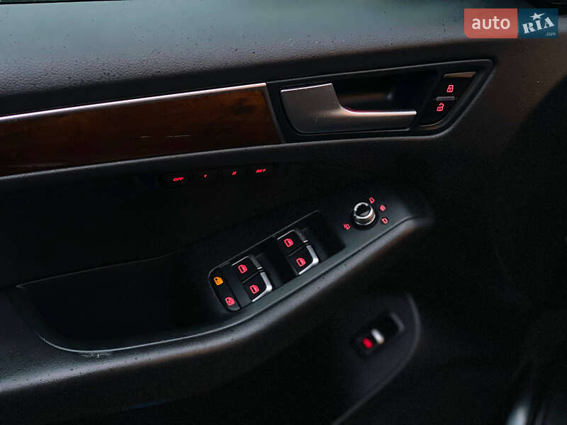 Внедорожник / Кроссовер Audi Q5 2014 в Киеве