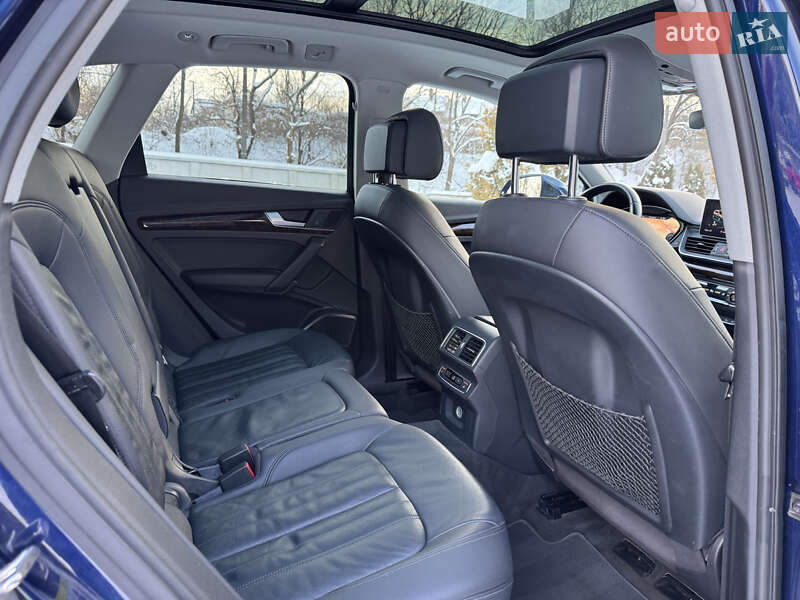 Внедорожник / Кроссовер Audi Q5 2018 в Тернополе