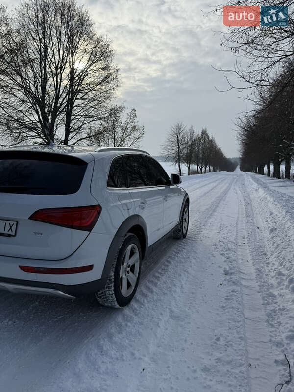 Внедорожник / Кроссовер Audi Q5 2013 в Ровно