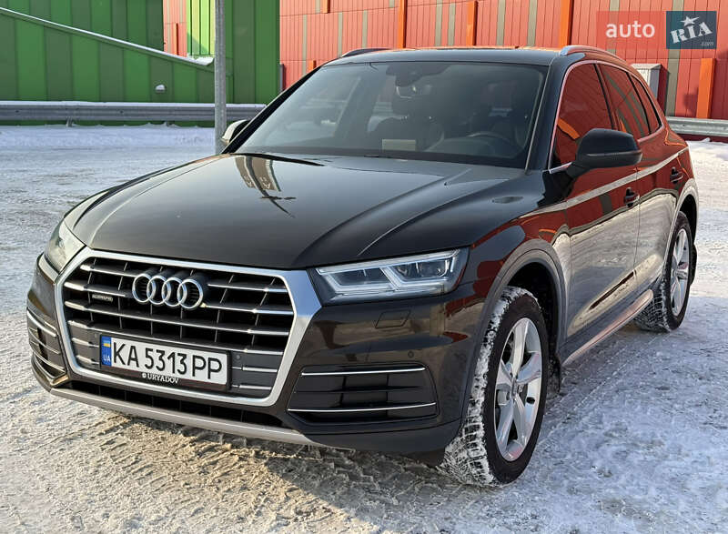 Внедорожник / Кроссовер Audi Q5 2017 в Киеве