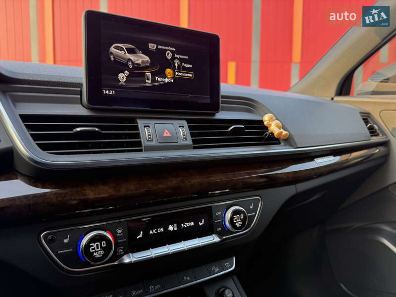 Внедорожник / Кроссовер Audi Q5 2017 в Киеве