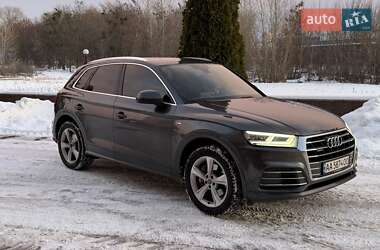 Внедорожник / Кроссовер Audi Q5 2017 в Киеве