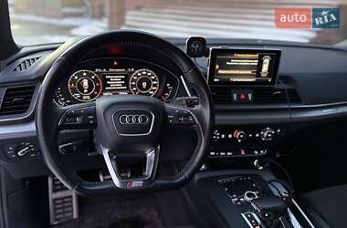 Внедорожник / Кроссовер Audi Q5 2017 в Киеве