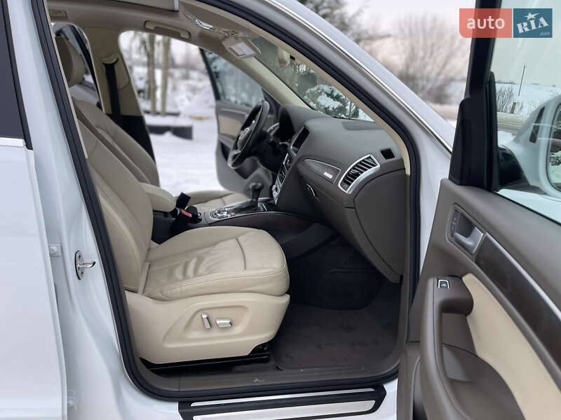 Внедорожник / Кроссовер Audi Q5 2015 в Луцке