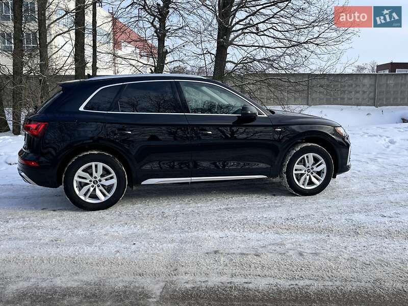 Внедорожник / Кроссовер Audi Q5 2023 в Киеве