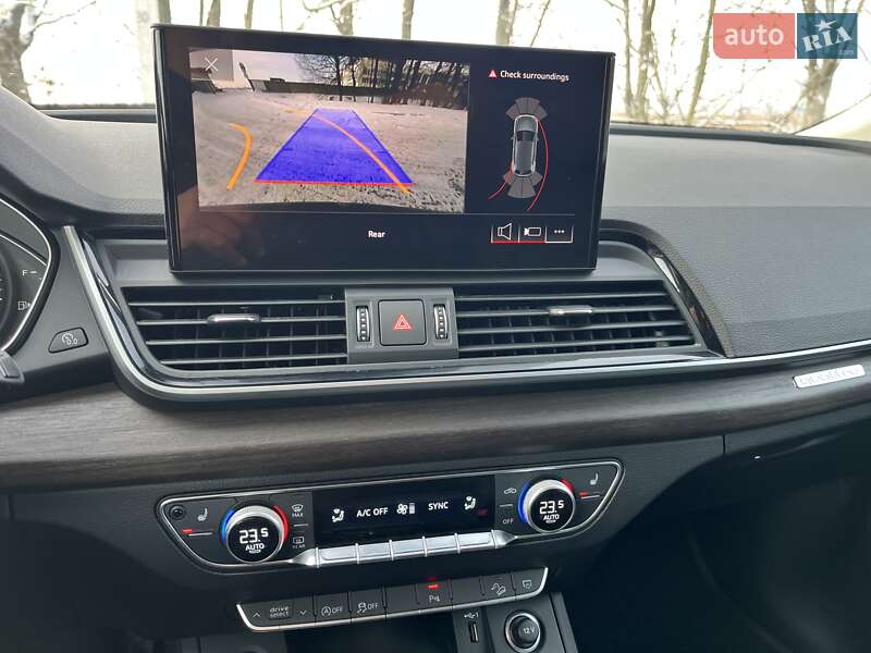 Внедорожник / Кроссовер Audi Q5 2023 в Киеве