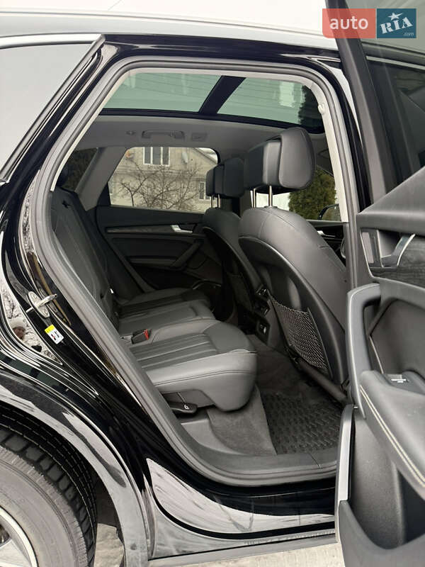 Внедорожник / Кроссовер Audi Q5 2020 в Ивано-Франковске