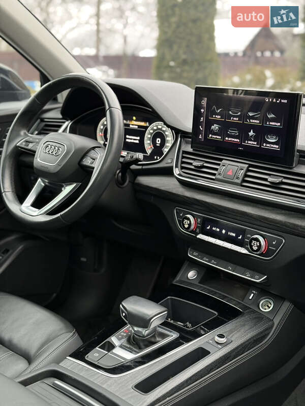 Внедорожник / Кроссовер Audi Q5 2020 в Ивано-Франковске