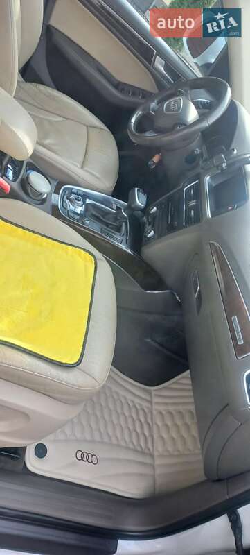 Позашляховик / Кросовер Audi Q5 2015 в Сокалі