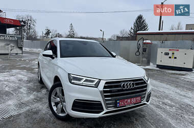 Внедорожник / Кроссовер Audi Q5 2018 в Стрые
