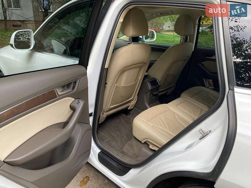 Внедорожник / Кроссовер Audi Q5 2013 в Ивано-Франковске