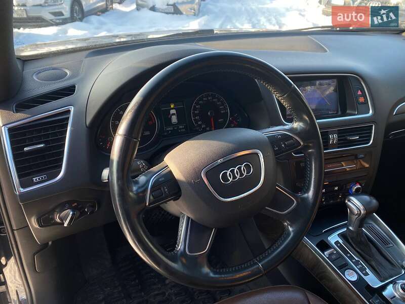 Внедорожник / Кроссовер Audi Q5 2015 в Львове