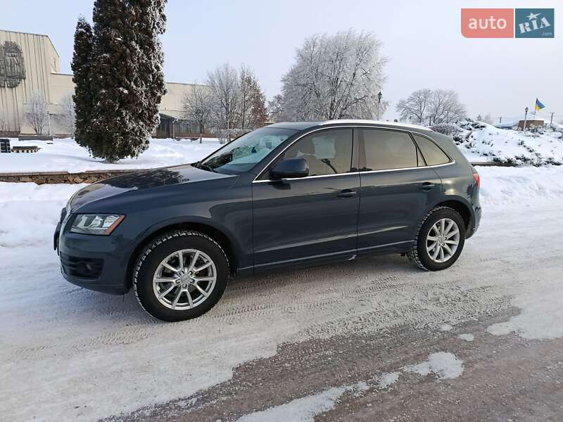 Позашляховик / Кросовер Audi Q5 2011 в Житомирі