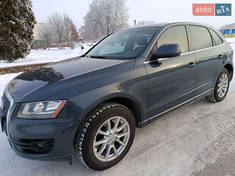 Позашляховик / Кросовер Audi Q5 2011 в Житомирі