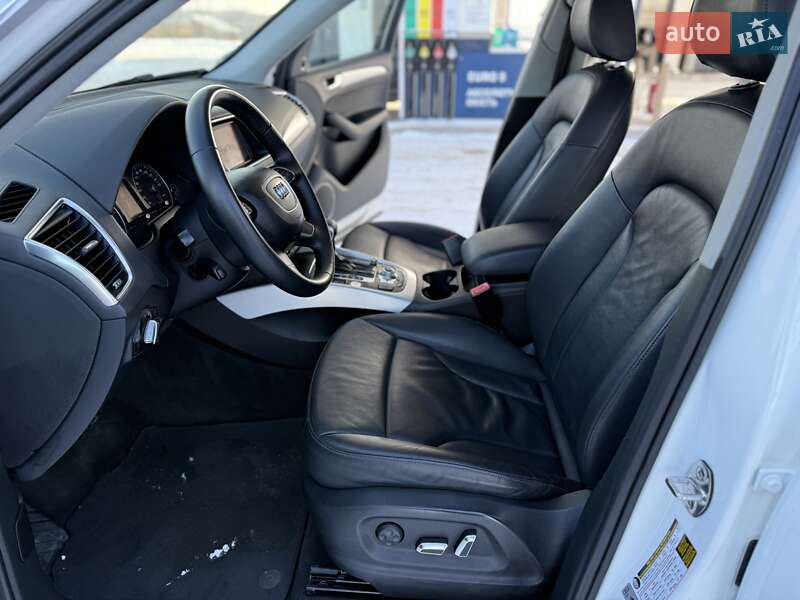 Внедорожник / Кроссовер Audi Q5 2014 в Днепре