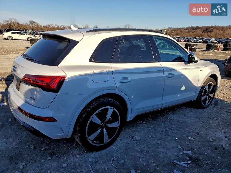 Внедорожник / Кроссовер Audi Q5 2021 в Львове