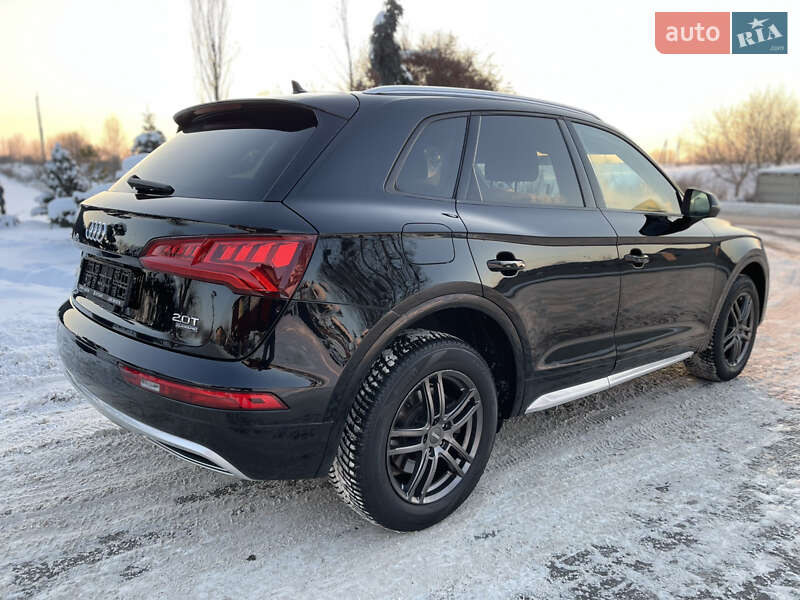 Внедорожник / Кроссовер Audi Q5 2018 в Луцке
