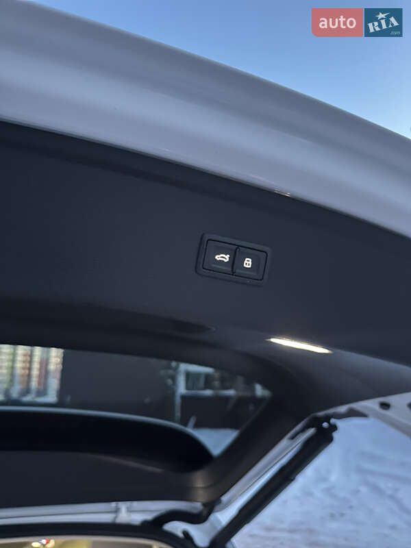 Внедорожник / Кроссовер Audi Q5 2018 в Чернигове