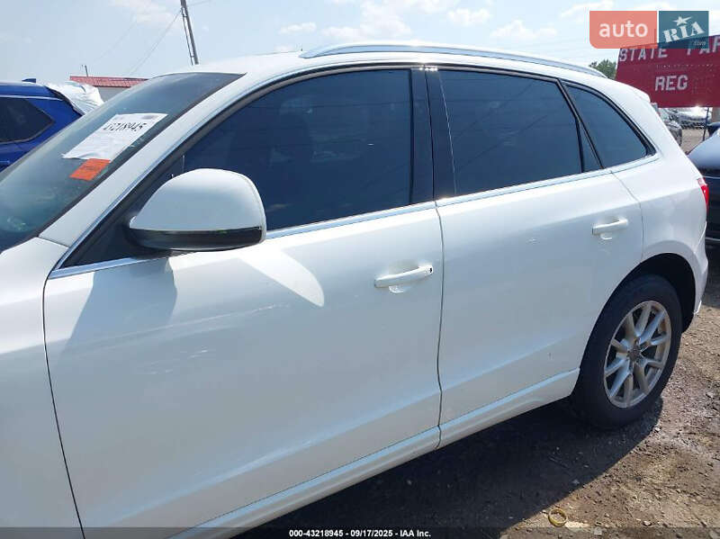 Внедорожник / Кроссовер Audi Q5 2011 в Черкассах