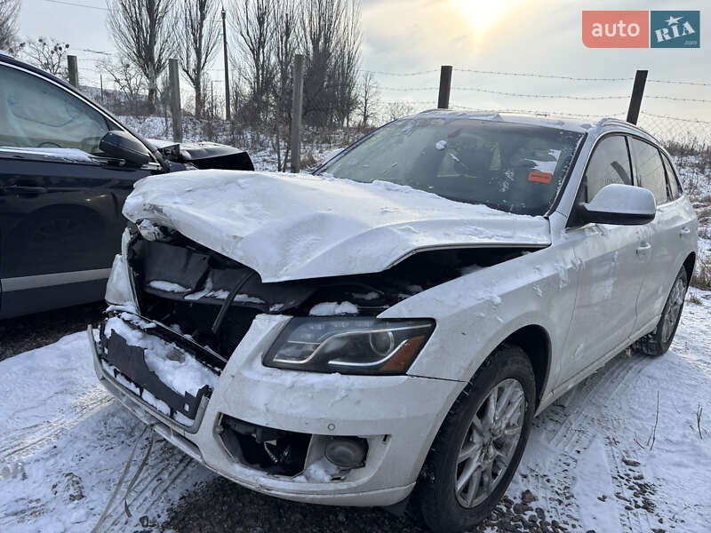 Внедорожник / Кроссовер Audi Q5 2011 в Черкассах