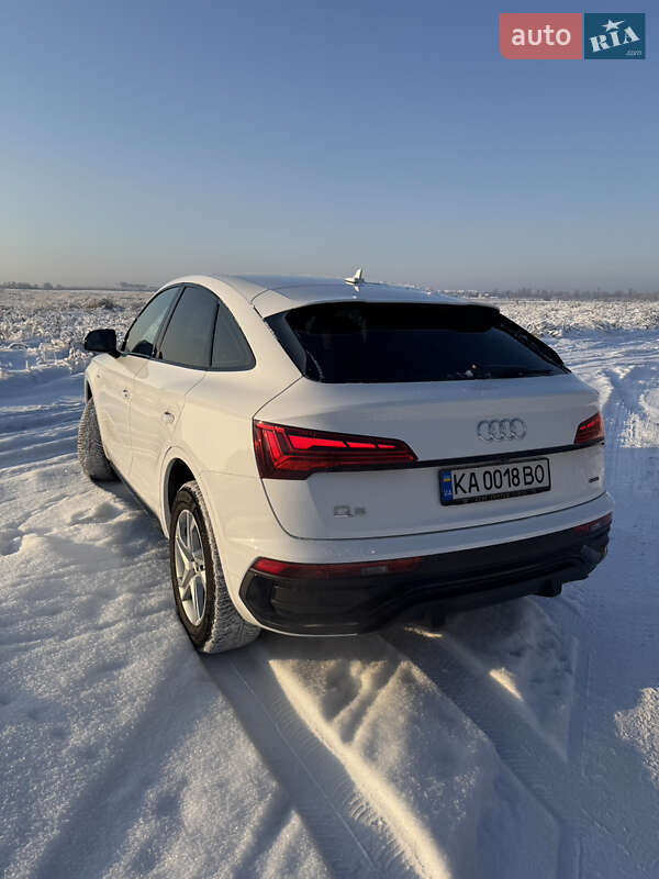 Внедорожник / Кроссовер Audi Q5 2023 в Киеве