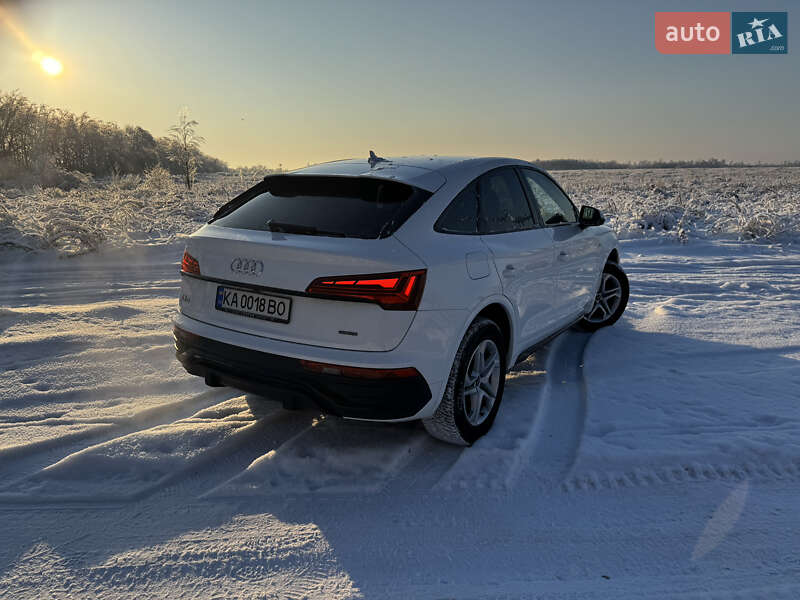 Внедорожник / Кроссовер Audi Q5 2023 в Киеве