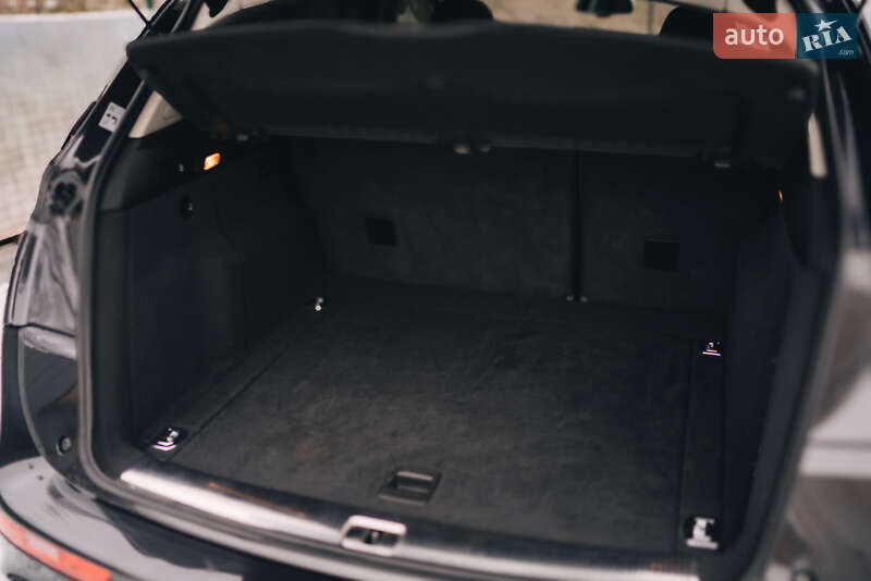 Внедорожник / Кроссовер Audi Q5 2012 в Луцке