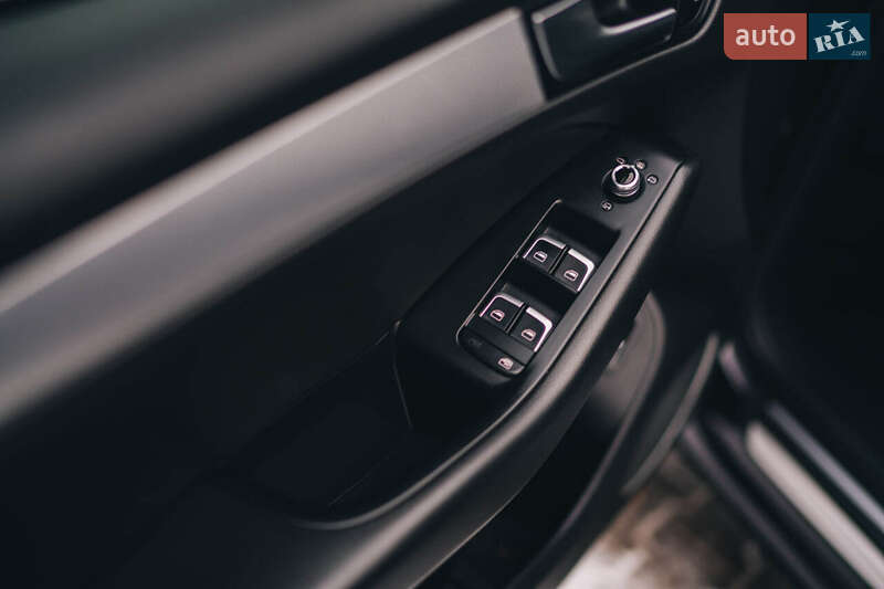 Внедорожник / Кроссовер Audi Q5 2012 в Луцке