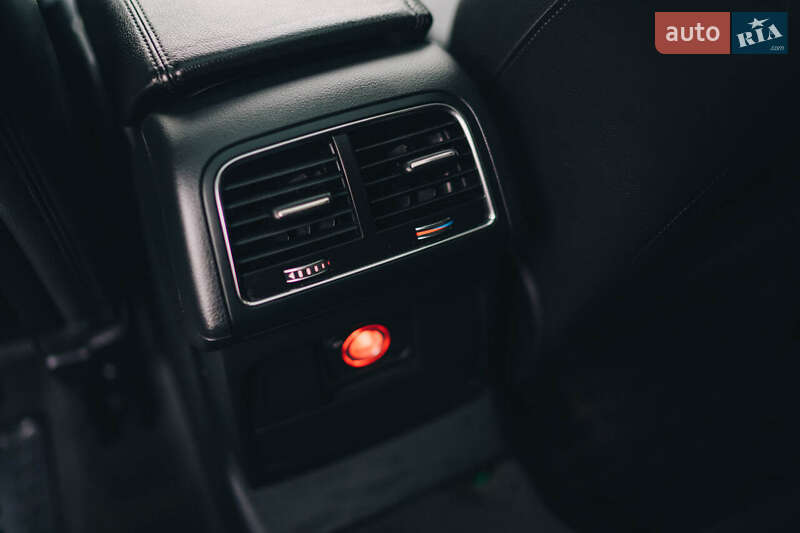 Внедорожник / Кроссовер Audi Q5 2012 в Луцке