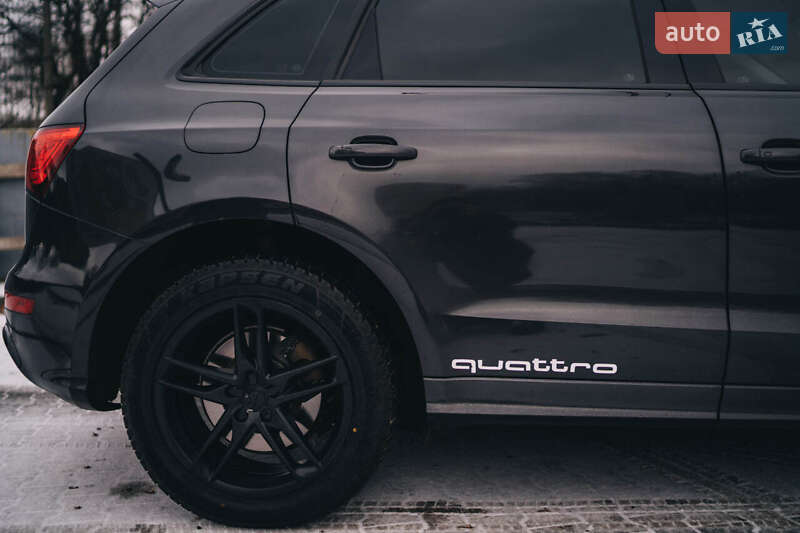 Внедорожник / Кроссовер Audi Q5 2012 в Луцке