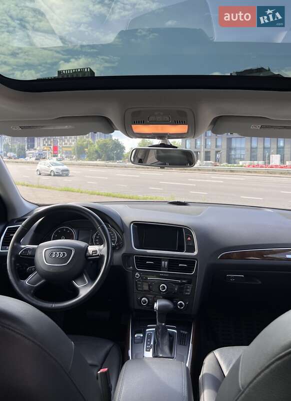 Внедорожник / Кроссовер Audi Q5 2015 в Львове