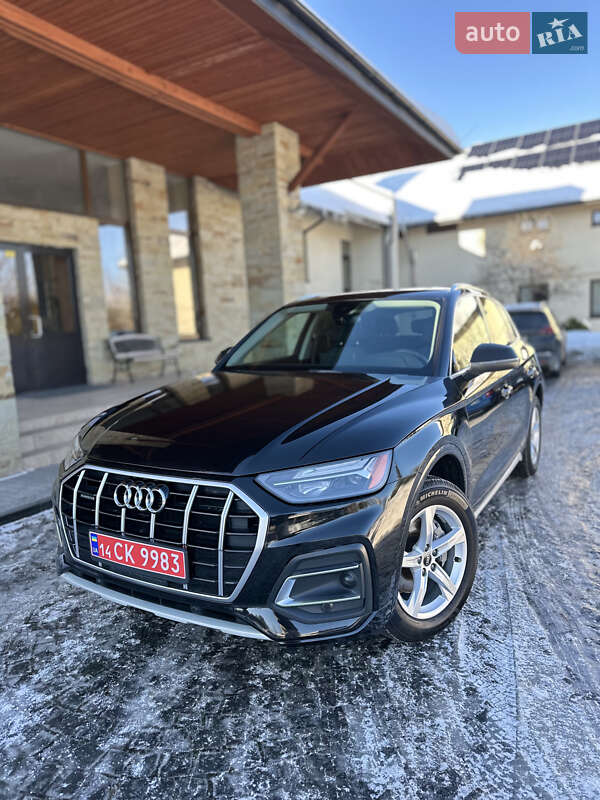 Внедорожник / Кроссовер Audi Q5 2021 в Львове