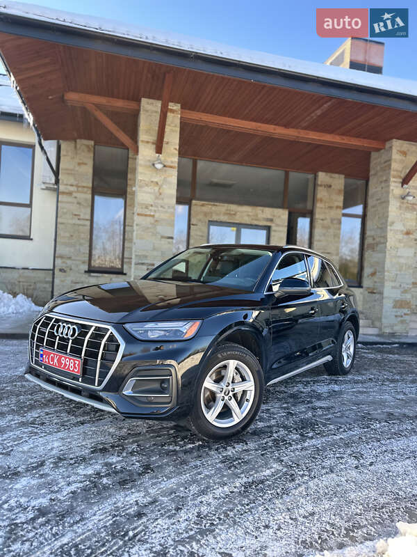 Внедорожник / Кроссовер Audi Q5 2021 в Львове