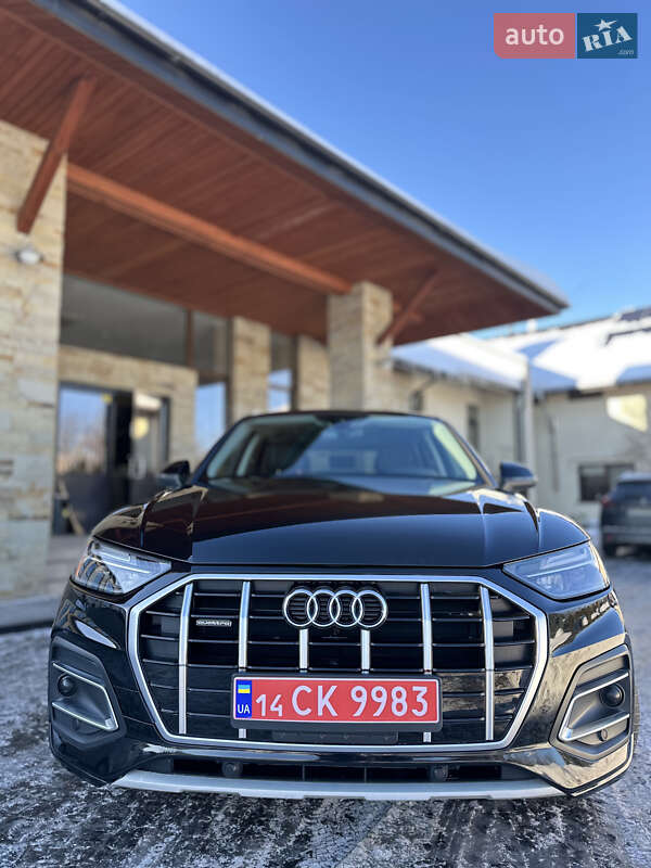 Внедорожник / Кроссовер Audi Q5 2021 в Львове