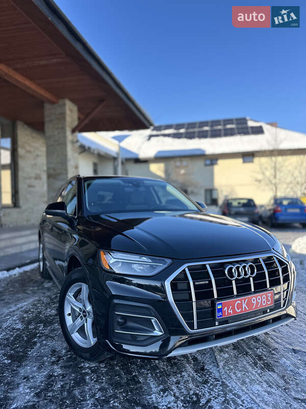 Внедорожник / Кроссовер Audi Q5 2021 в Львове