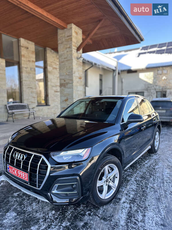 Внедорожник / Кроссовер Audi Q5 2021 в Львове