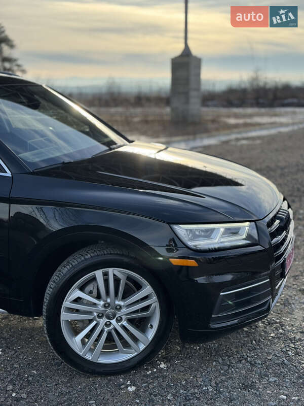 Внедорожник / Кроссовер Audi Q5 2018 в Самборе