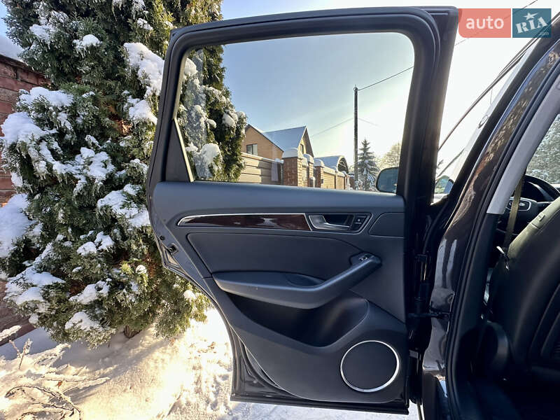 Внедорожник / Кроссовер Audi Q5 2016 в Киеве