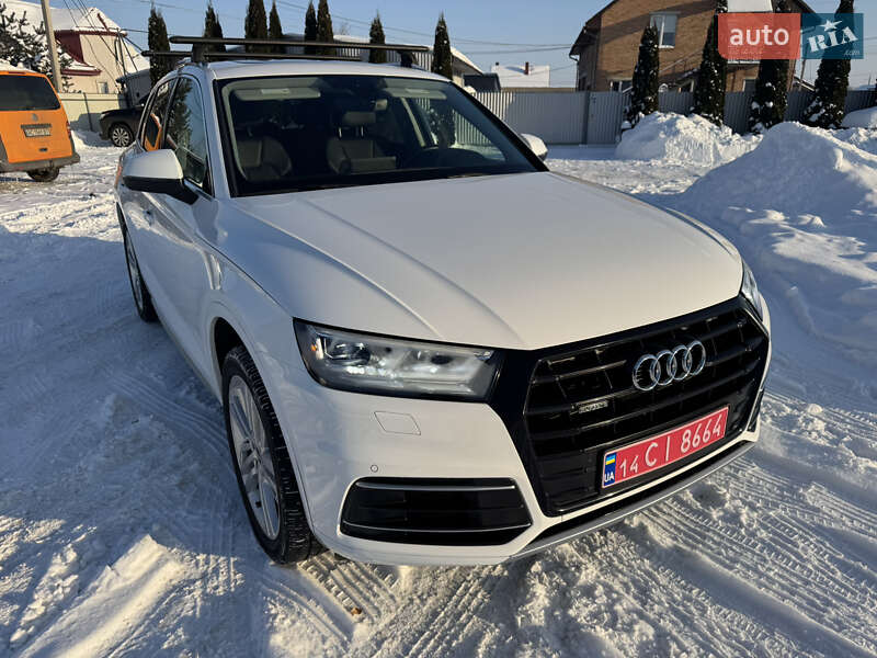 Внедорожник / Кроссовер Audi Q5 2018 в Луцке