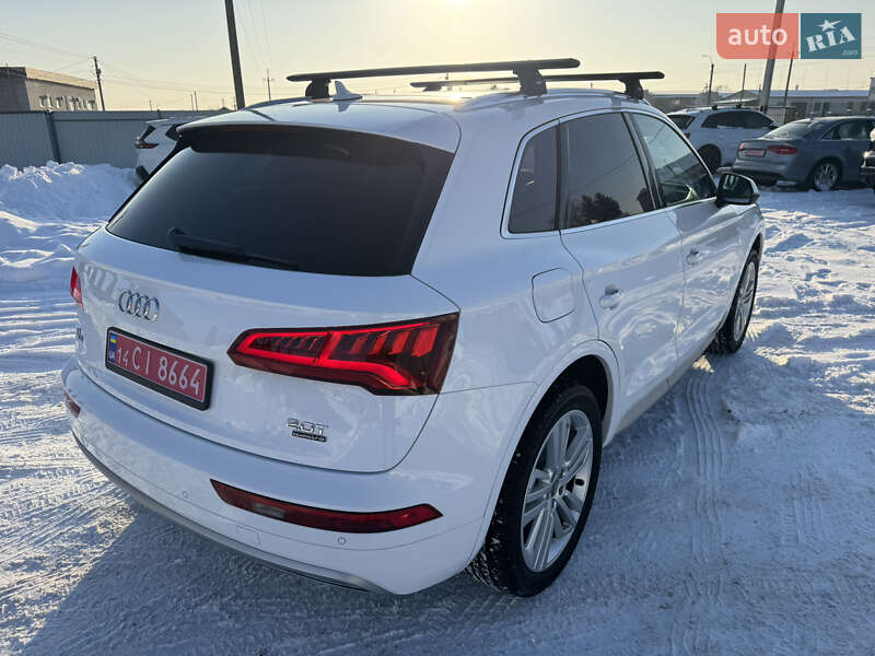 Внедорожник / Кроссовер Audi Q5 2018 в Луцке