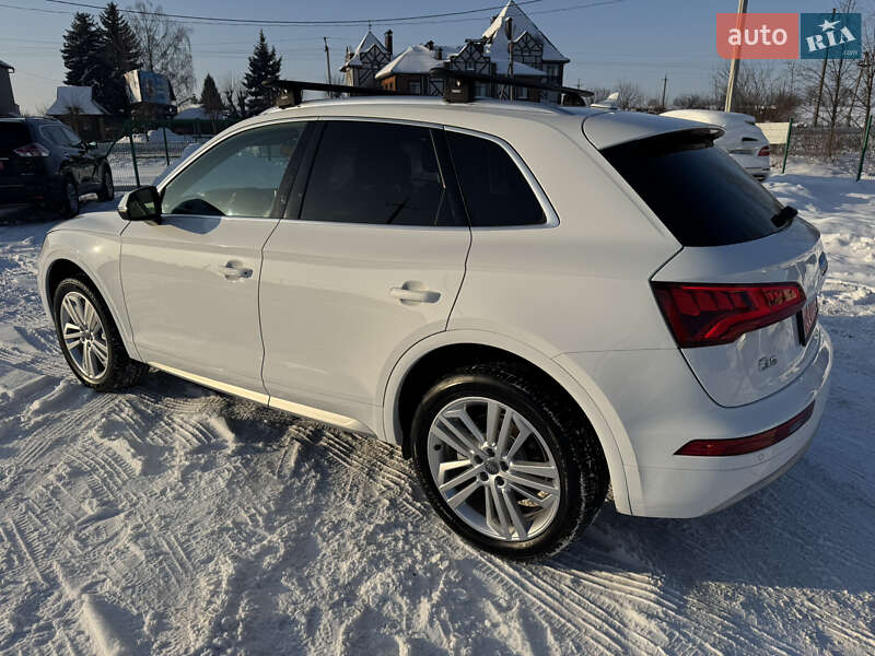 Внедорожник / Кроссовер Audi Q5 2018 в Луцке