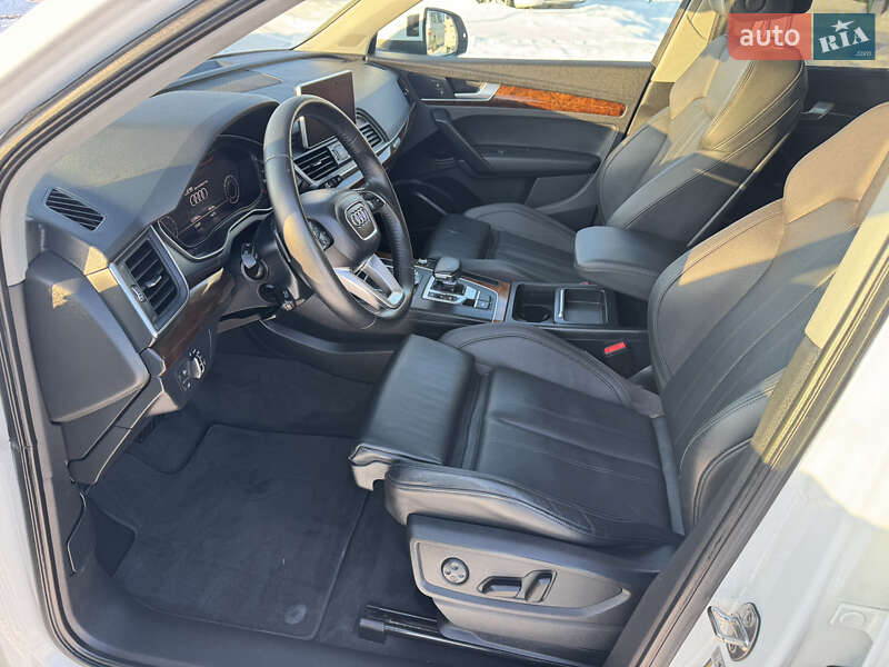 Внедорожник / Кроссовер Audi Q5 2018 в Луцке