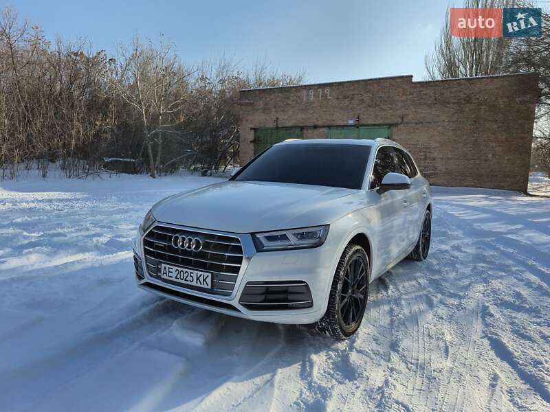 Внедорожник / Кроссовер Audi Q5 2019 в Запорожье