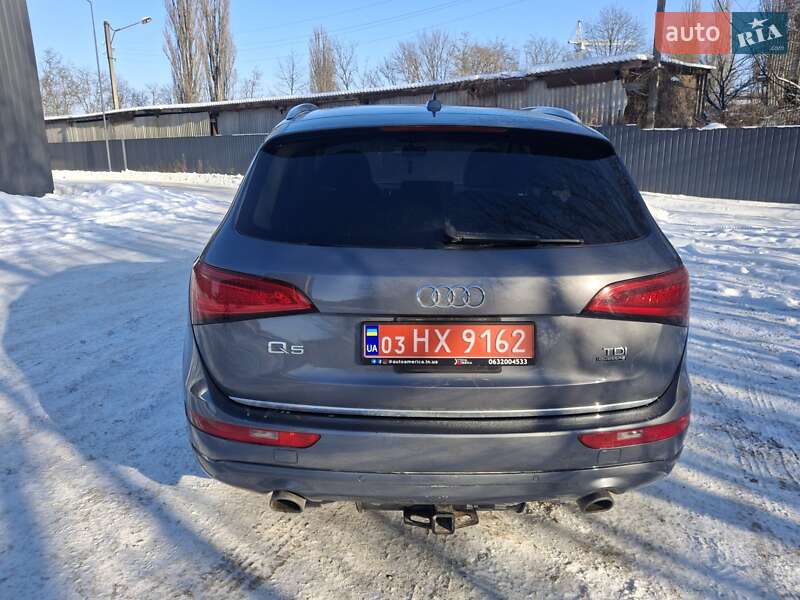 Внедорожник / Кроссовер Audi Q5 2014 в Каменец-Подольском