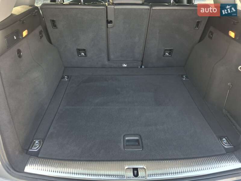 Внедорожник / Кроссовер Audi Q5 2014 в Каменец-Подольском