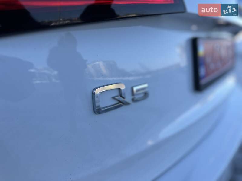 Внедорожник / Кроссовер Audi Q5 2013 в Тернополе