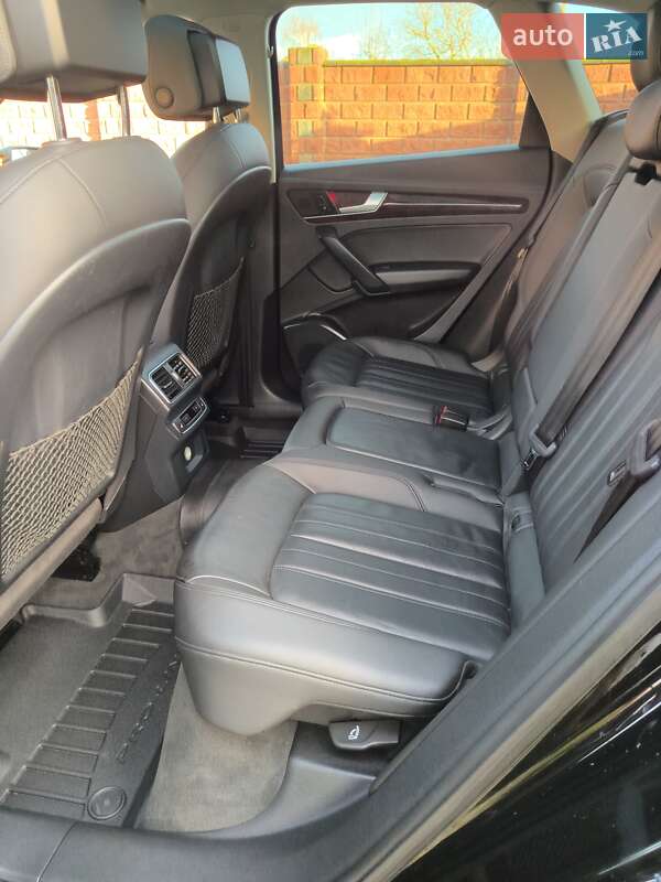 Позашляховик / Кросовер Audi Q5 2018 в Костопілі