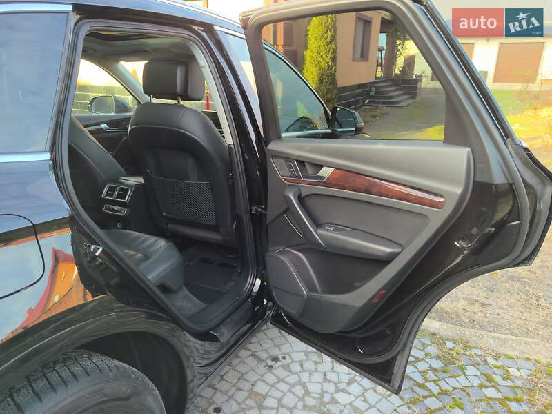 Позашляховик / Кросовер Audi Q5 2018 в Костопілі