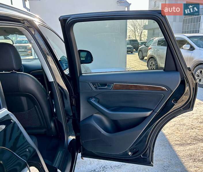 Внедорожник / Кроссовер Audi Q5 2015 в Киеве