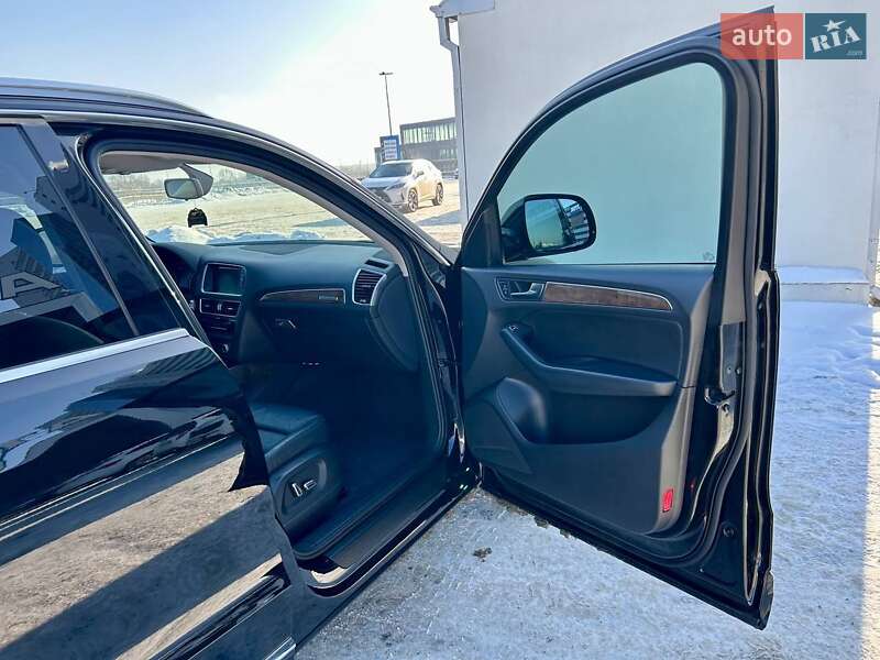 Внедорожник / Кроссовер Audi Q5 2015 в Киеве